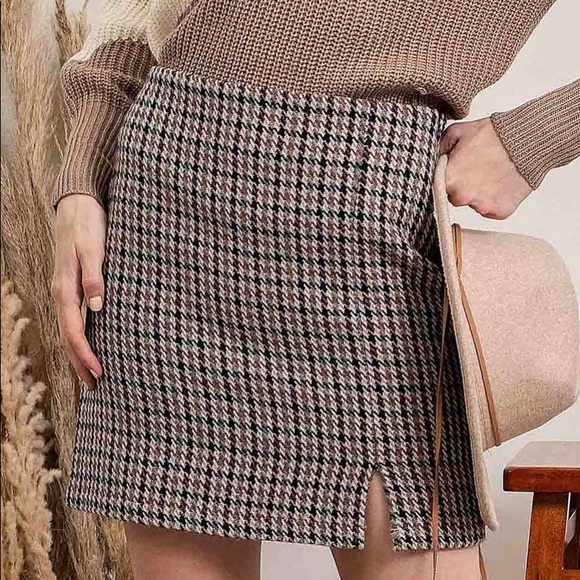 Zara Dresses & Skirts - Houndstooth Skirt